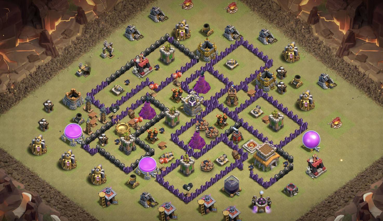 th8 base clan castle center